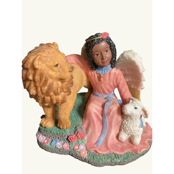 Angel with Lamb and Lion Religious Figurine with Wood Base - Picture 2 of 9